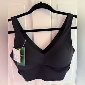 Halara Ultra Sculpt Medium Impact Sports Bra